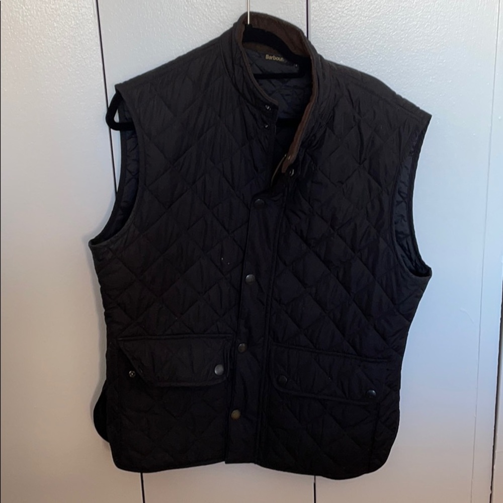 Men’s Barbour quilted vest!